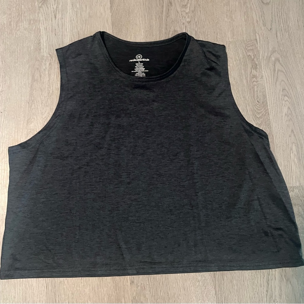 5 Tank Bundle! All new without tags - Picture 5 of 7